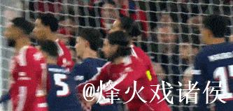 联手做掉主帅？利物浦3核心失误送3球 队长排球动作送点+头牌散步