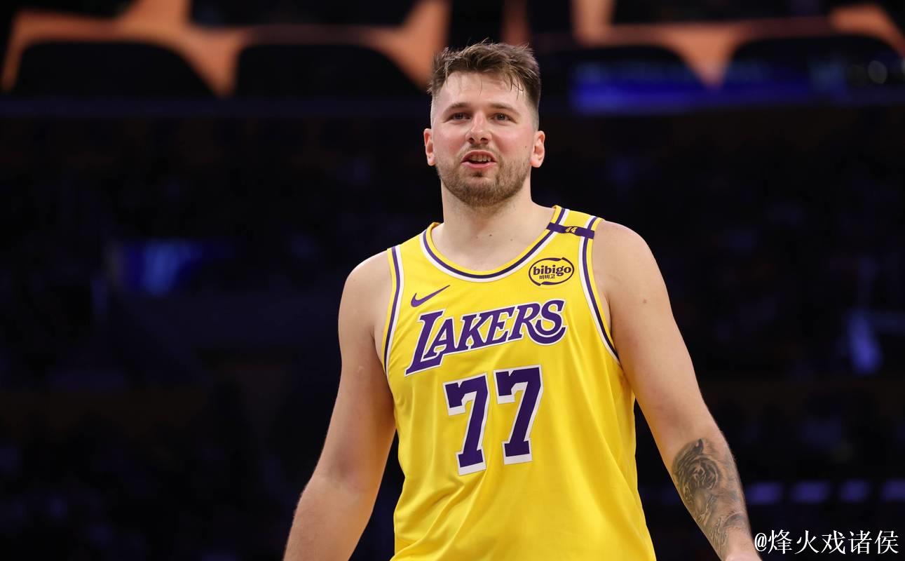 湖人东契奇组合净效率+13.5,詹姆斯替换后跌至-13.1 湖人东契奇组合净效率+13.5,詹姆斯替换后跌至-13.1